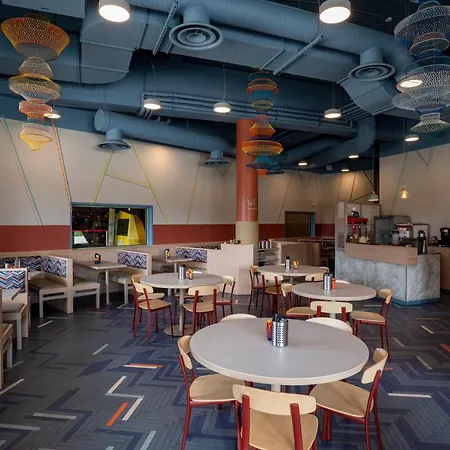 Center Parcs Villages Nature Paris منتجع