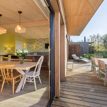 Center Parcs Villages Nature Paris Üdülőközpont 4*