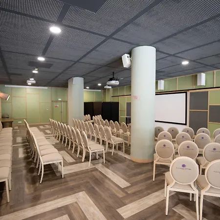 Center Parcs Villages Nature Paris Üdülőközpont Bailly-Romainvilliers