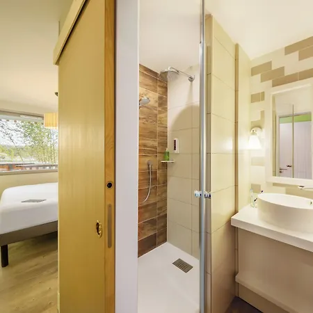 Center Parcs Villages Nature Paris Resort 4*