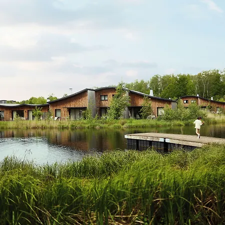 Center Parcs Villages Nature Paris Resort 4*