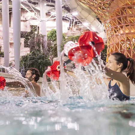 Center Parcs Villages Nature Paris Resort 4*