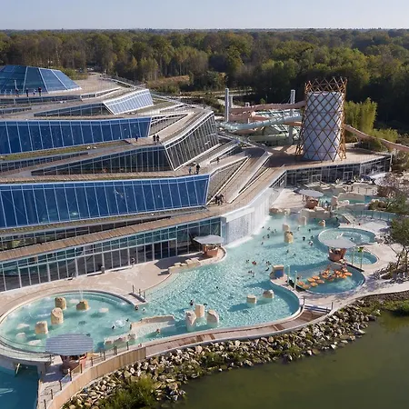 Center Parcs Villages Nature Paris 4*