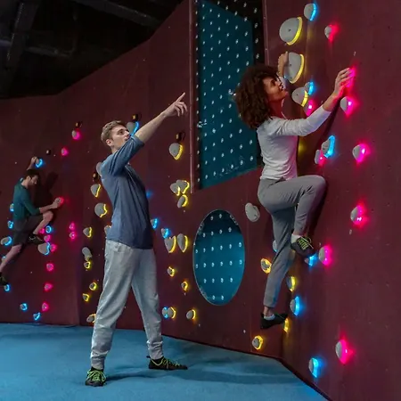 منتجع Center Parcs Villages Nature Paris رومافييي