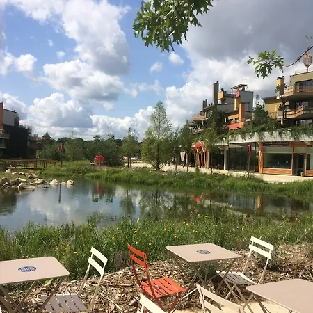 Center Parcs Villages Nature Paris 4*