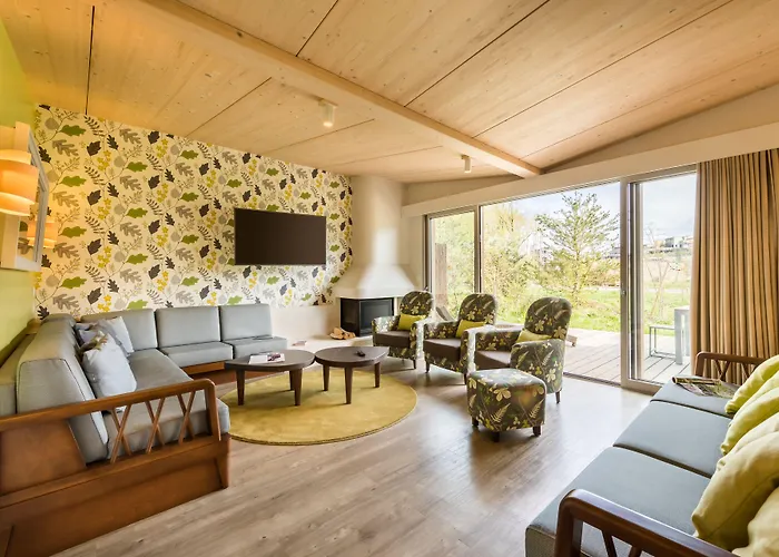 Center Parcs Villages Nature Paris 4*