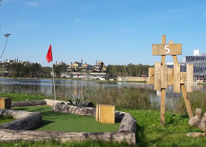 Center Parcs Villages Nature Paris 4*